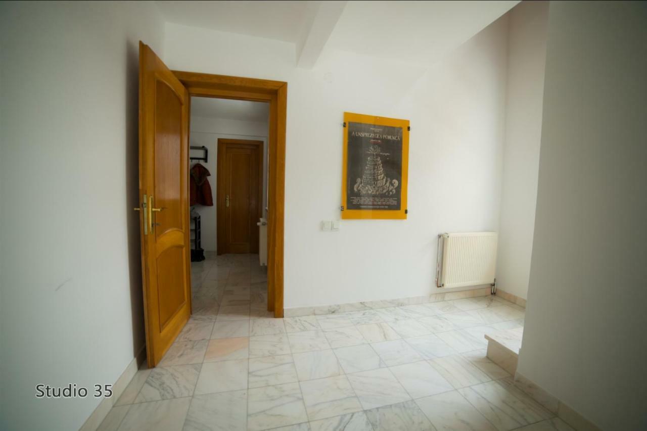 Studio 35 Busteni Buşteni Exterior foto